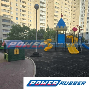 Safe rubber surfaces on playgrounds